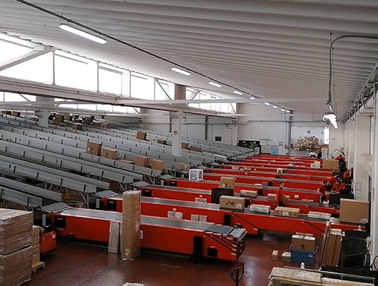 impianti-di-logistica-integrata-per-movimentazione-mobili